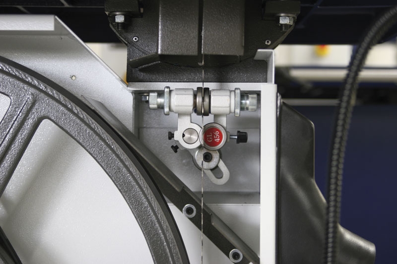 Pásová pila na dřevo HBS 800 AS